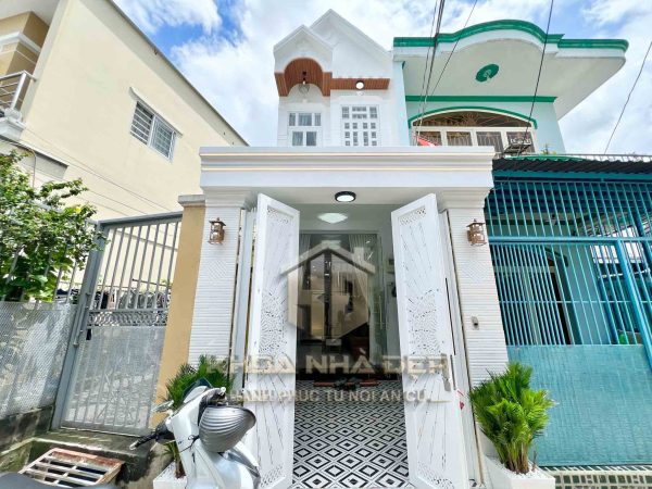 NHÀ ĐẸP CỔ ĐIỂN DƯƠNG CÁT LỢI, NHÀ BÈ