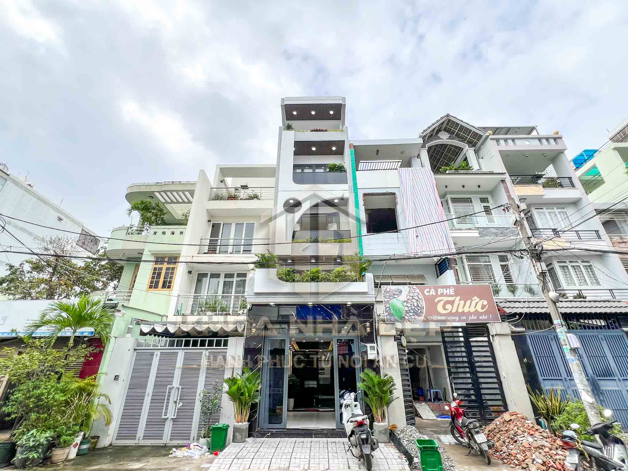 NHÀ ĐẸP LUXURY MTKD CƯ XÁ NGÂN HÀNG, QUẬN 7