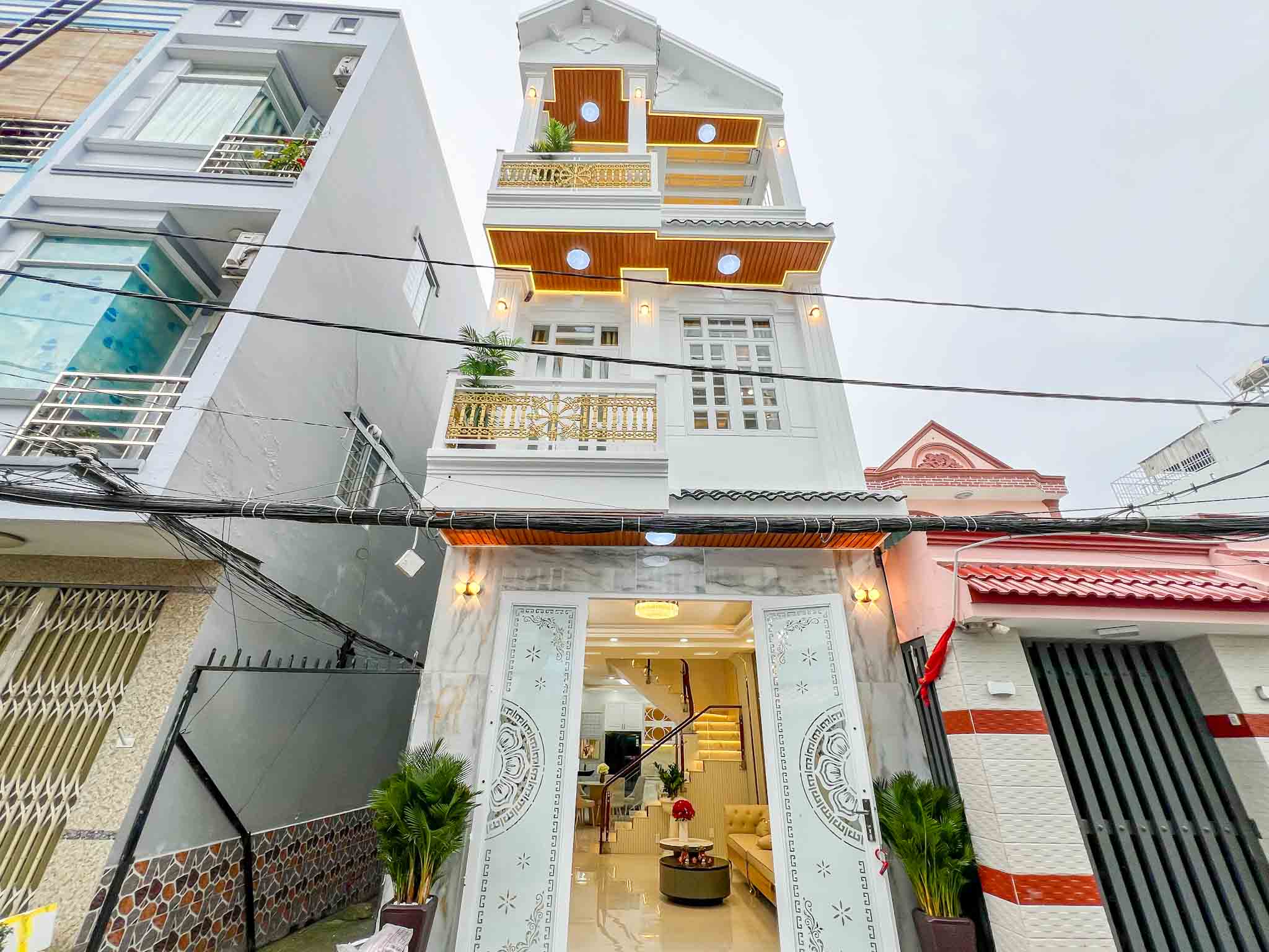 NHÀ ĐẸP CỔ ĐIỂN HXH DƯƠNG CÁT LỢI, NHÀ BÈ