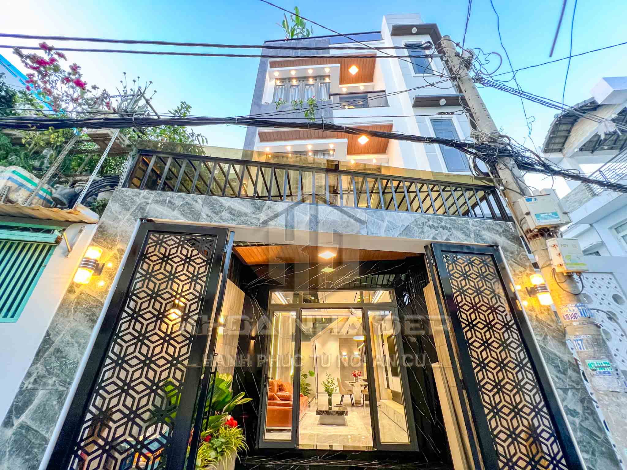 NHÀ MỚI ĐẸP PHẠM HỮU LẦU, QUẬN 7