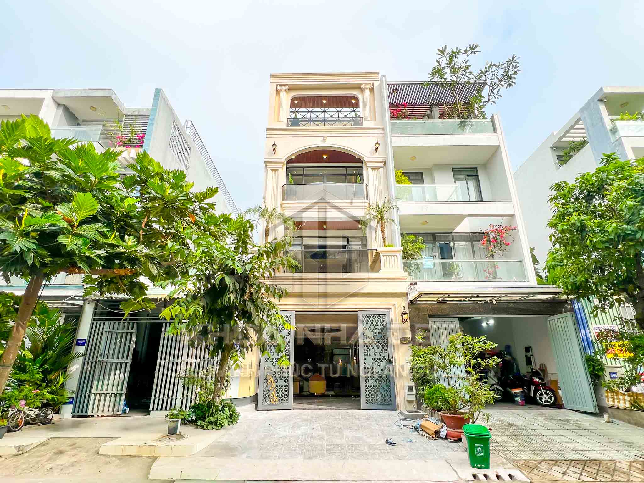 NHÀ PHỐ LUXURY KDC TÂN MỸ, QUẬN 7