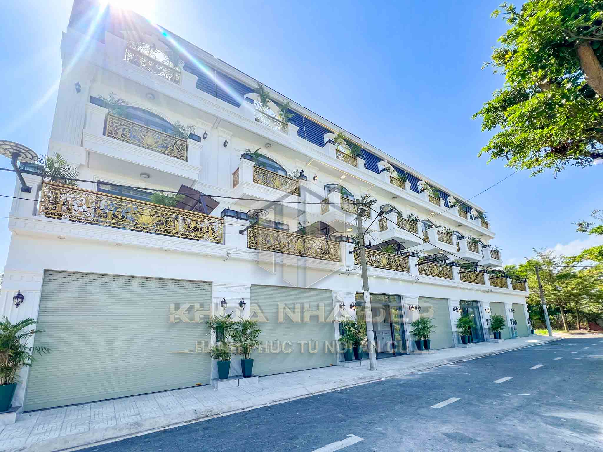 DÃY 7 CĂN TÂN CỔ ĐIỂN CÓ THANG MÁY KDC PHÚC AN, NHÀ BÈ