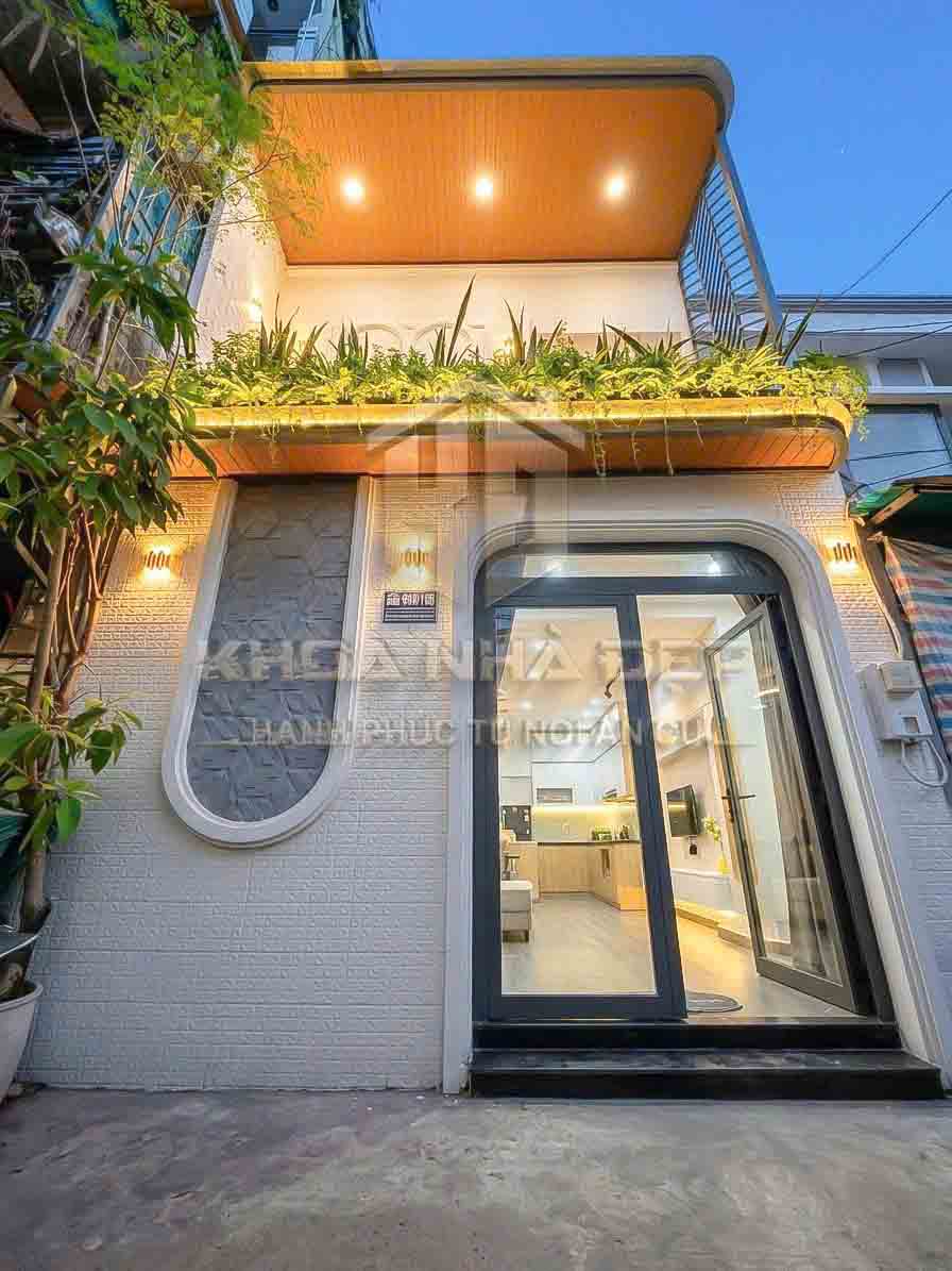 NHÀ ĐẸP MT HẺM HUỲNH TẤN PHÁT, QUẬN 7