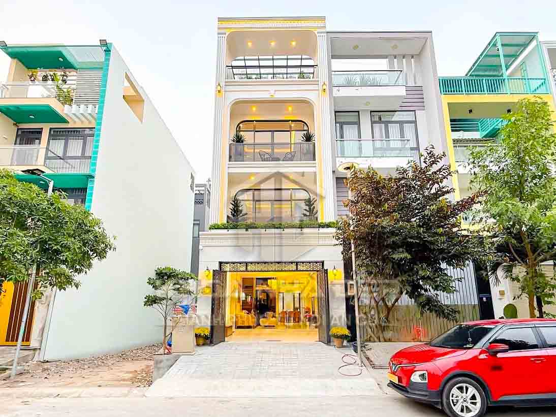SIÊU PHẨM NHÀ PHỐ LUXURY BÁN CỔ ĐIỂN KDC PHÚ MỸ, QUẬN 7