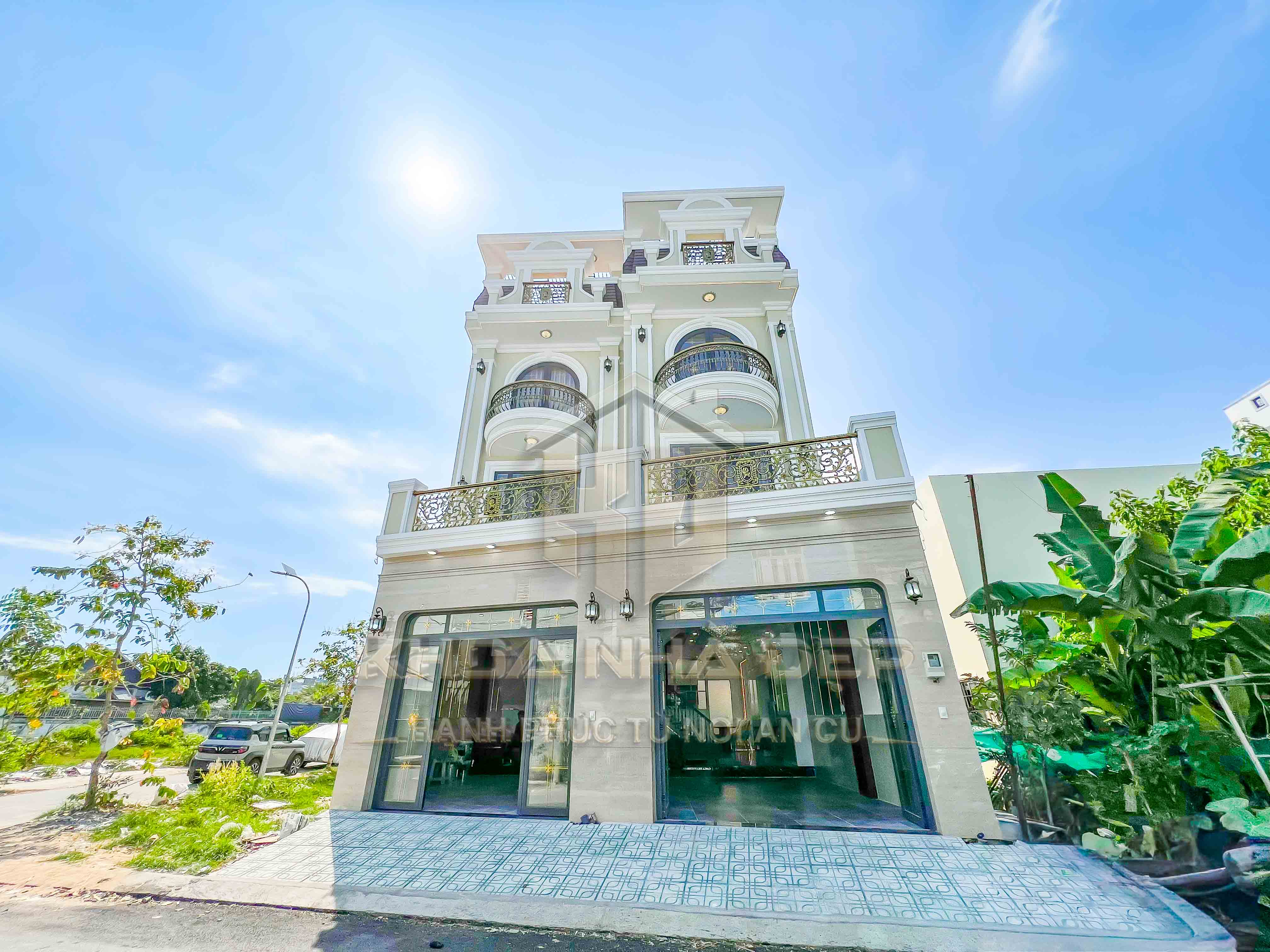 MỘT CẶP NHÀ PHỐ TÂN CỔ ĐIỂN KDC SÀI GÒN MỚI, NHÀ BÈ